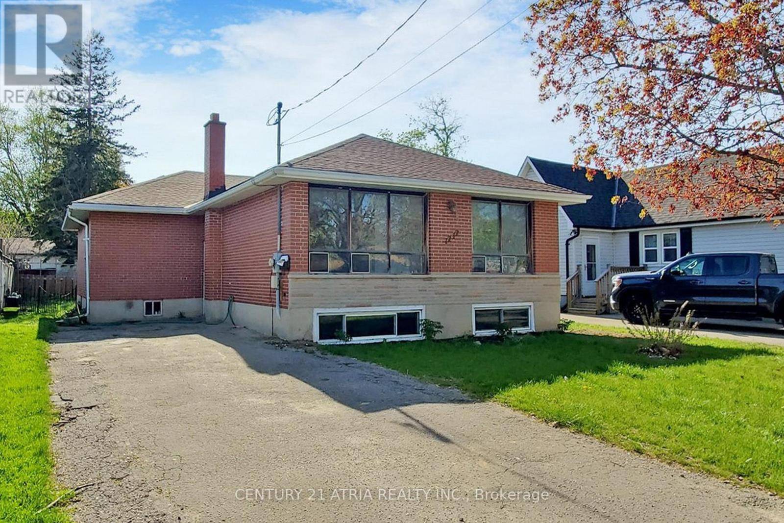 Oshawa (centennial), ON L1G4K8,1212 SOMERVILLE STREET