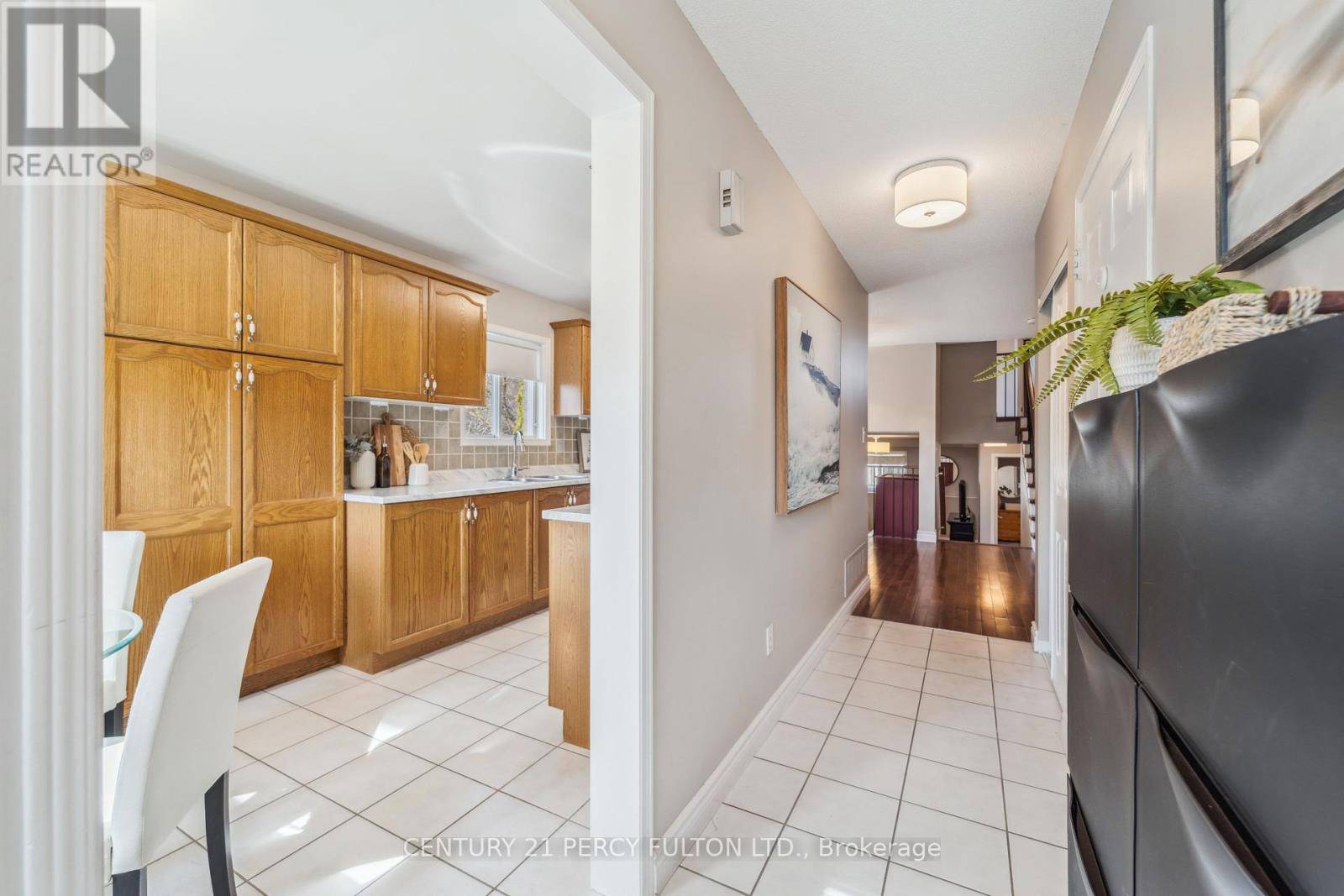 Clarington (courtice), ON L1E3B3,99 FIRWOOD AVENUE