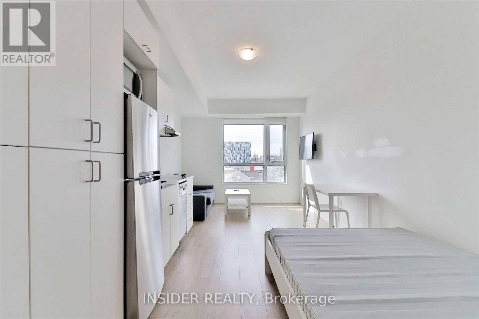Oshawa (samac), ON L1G0C2,1800 Simcoe ST North #311