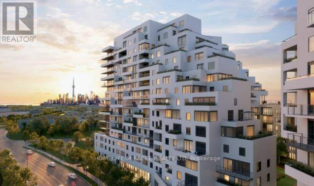 Toronto (the Beaches), ON M4L0B7,1050 Eastern AVE #325
