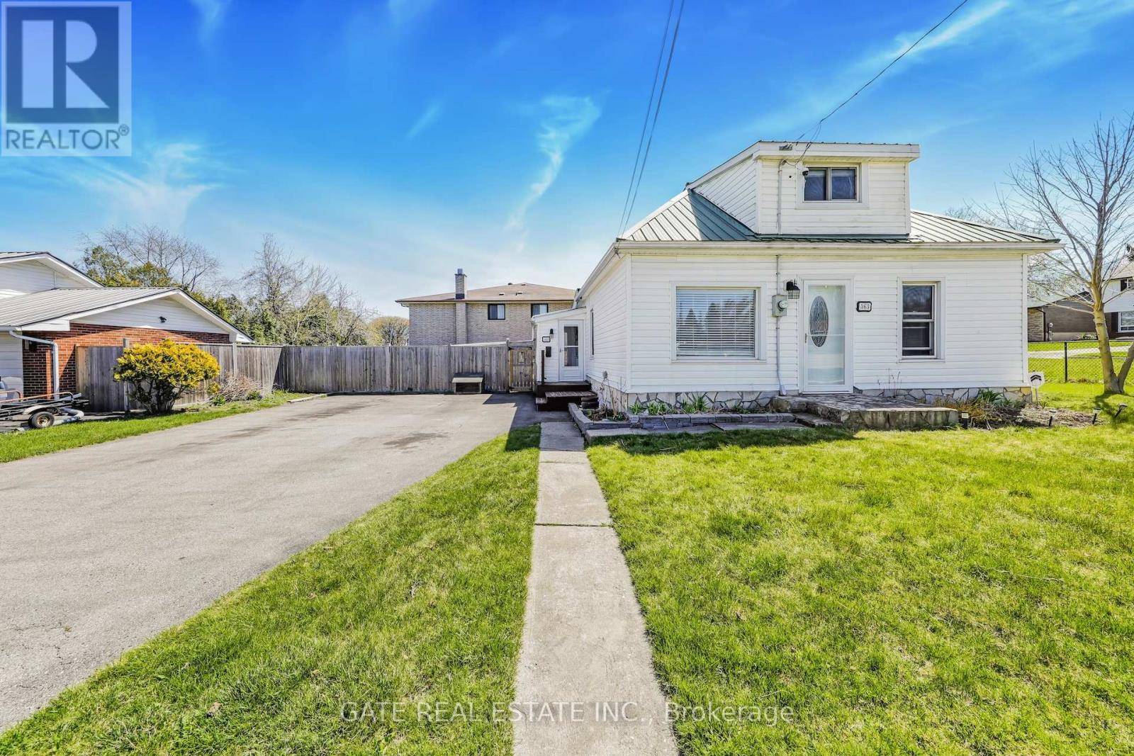 Oshawa (mclaughlin), ON L1J2Y3,363 ANNAPOLIS AVENUE