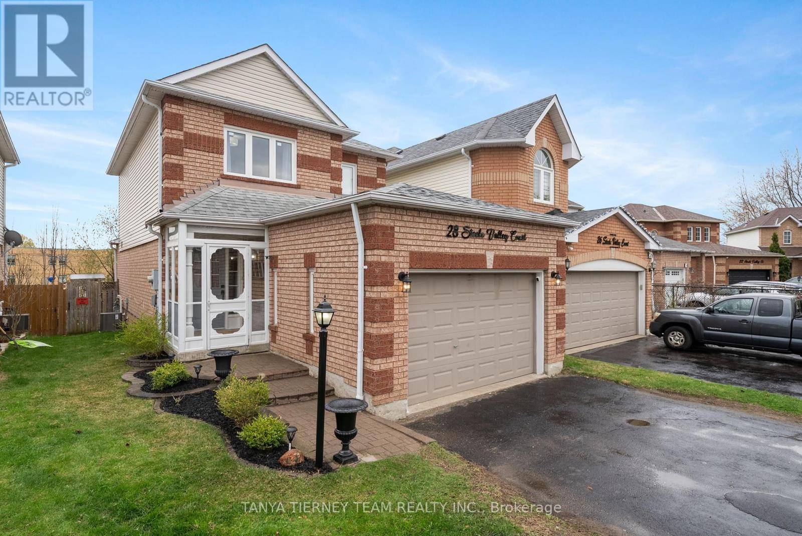 Whitby (rolling Acres), ON L1R2M3,28 STEELE VALLEY COURT