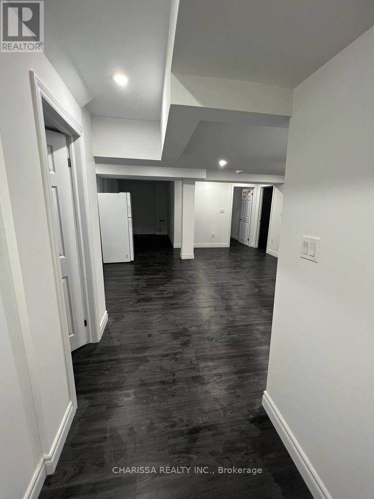 Oshawa (eastdale), ON L1K3E6,1334 APOLLO STREET
