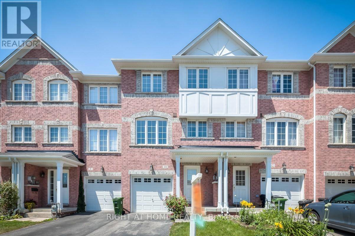 Toronto (clairlea-birchmount), ON M1L0B3,10 WILKES CRESCENT
