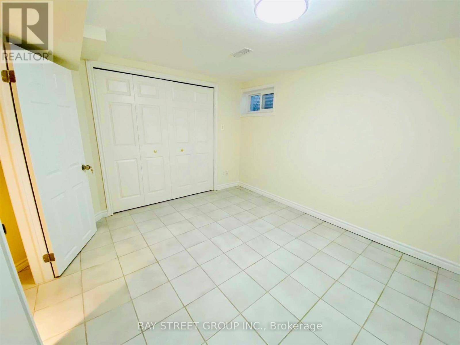 Toronto (agincourt North), ON M1S2M9,69 SHELLAMWOOD TRAIL