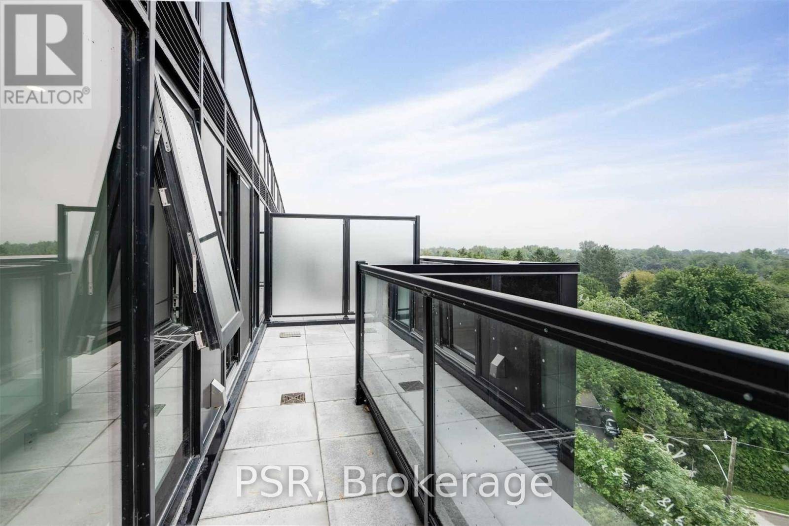 Toronto (cliffcrest), ON M1M1N1,2799 Kingston RD #817