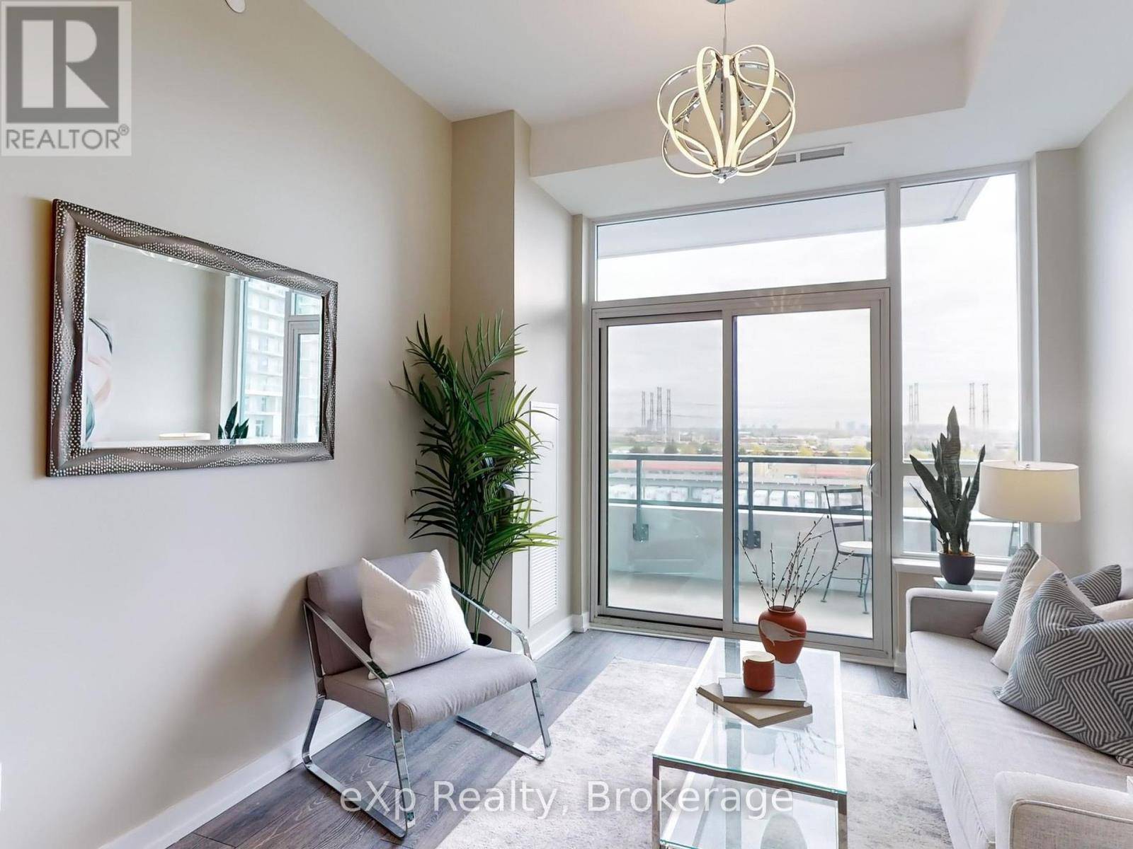 Pickering (bay Ridges), ON L1W0C3,1455 Celebration DR #701