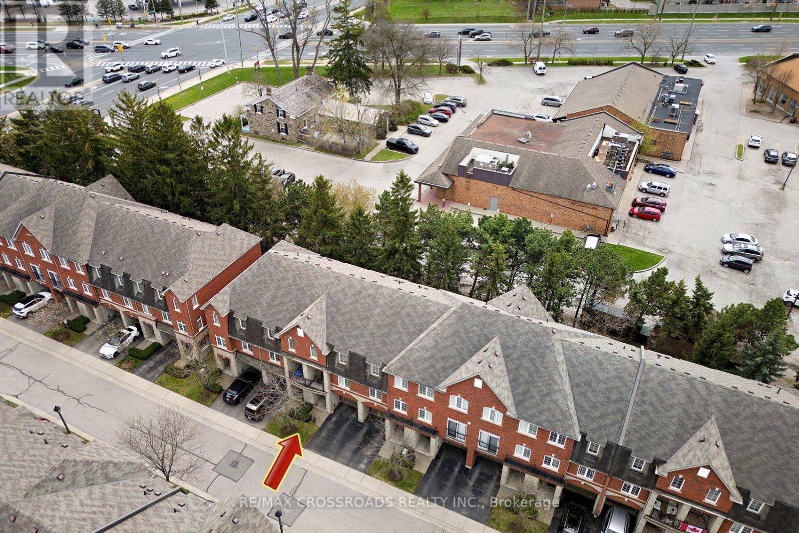 Pickering (village East), ON L1V0B7,1701 Finch AVE #37