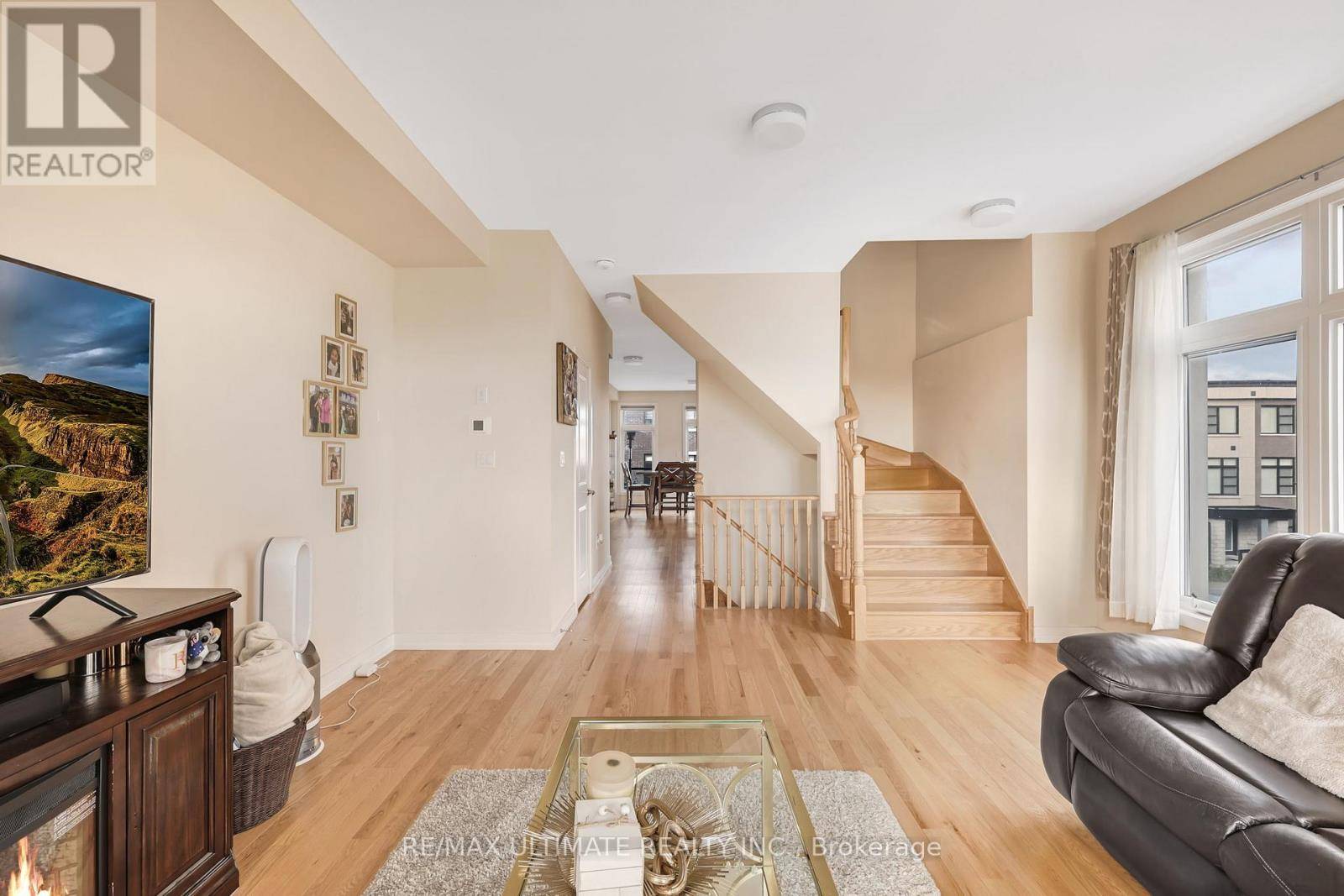Pickering (duffin Heights), ON L1X0H6,2632 CASTLEGATE CROSSING DRIVE