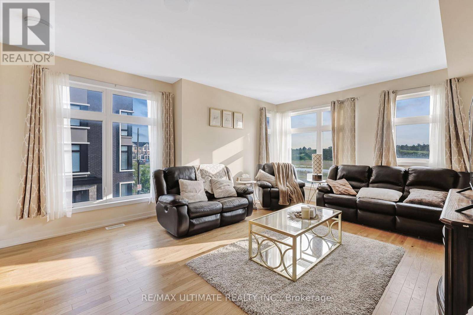 Pickering (duffin Heights), ON L1X0H6,2632 CASTLEGATE CROSSING DRIVE