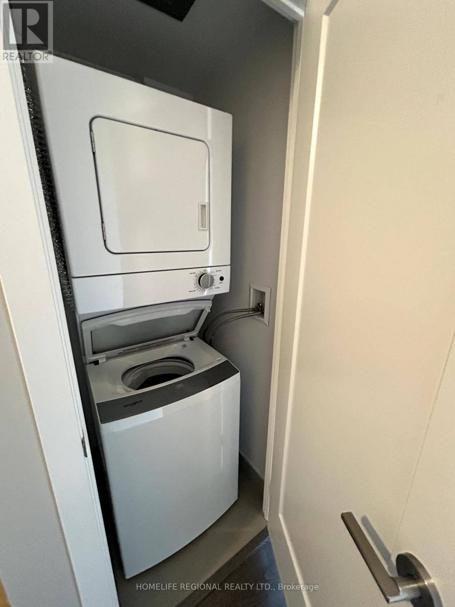 Oshawa (windfields), ON L1L0R5,2550 Simcoe ST North #302
