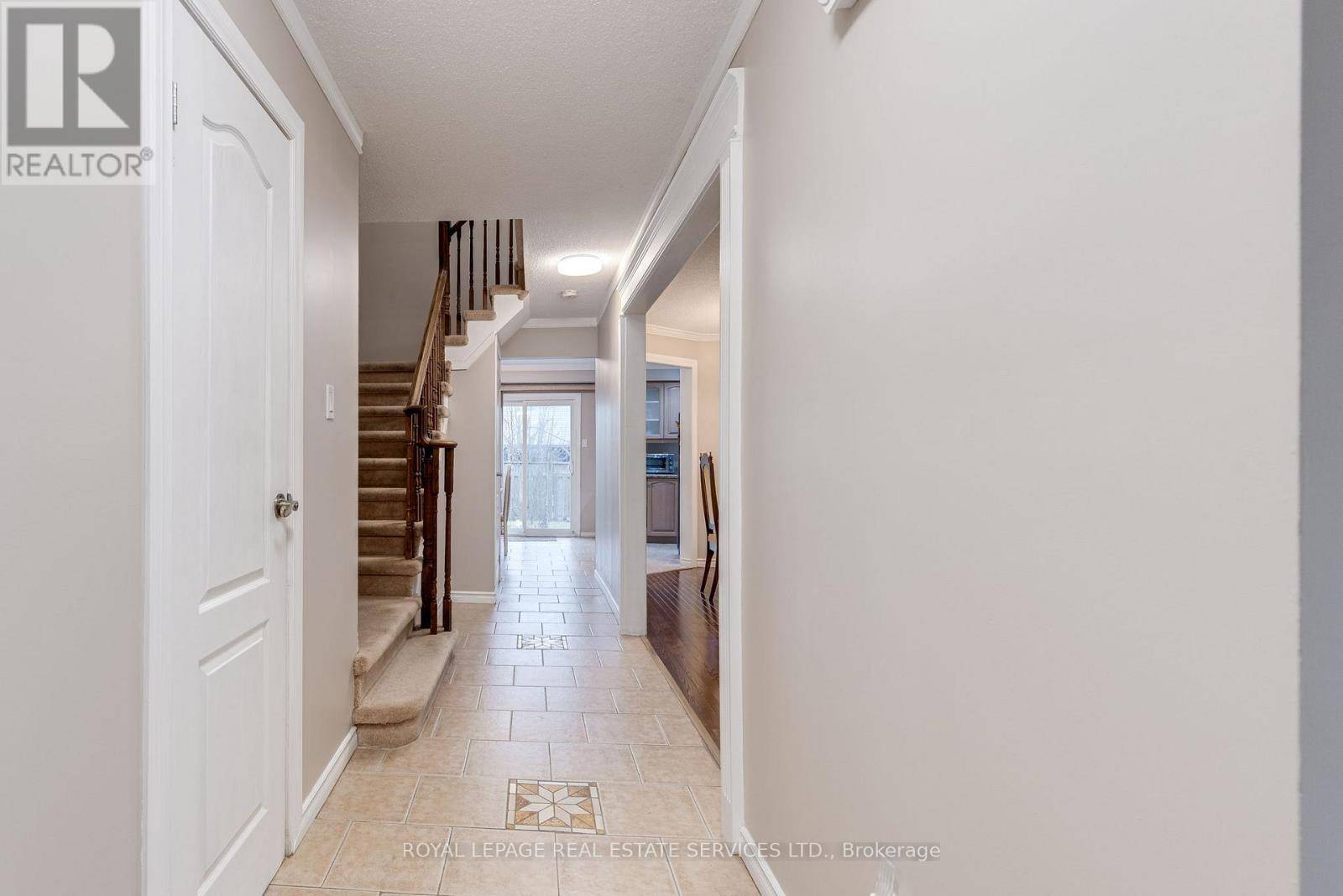 Toronto (malvern), ON M1B4R2,9 LADY BOWER CRESCENT