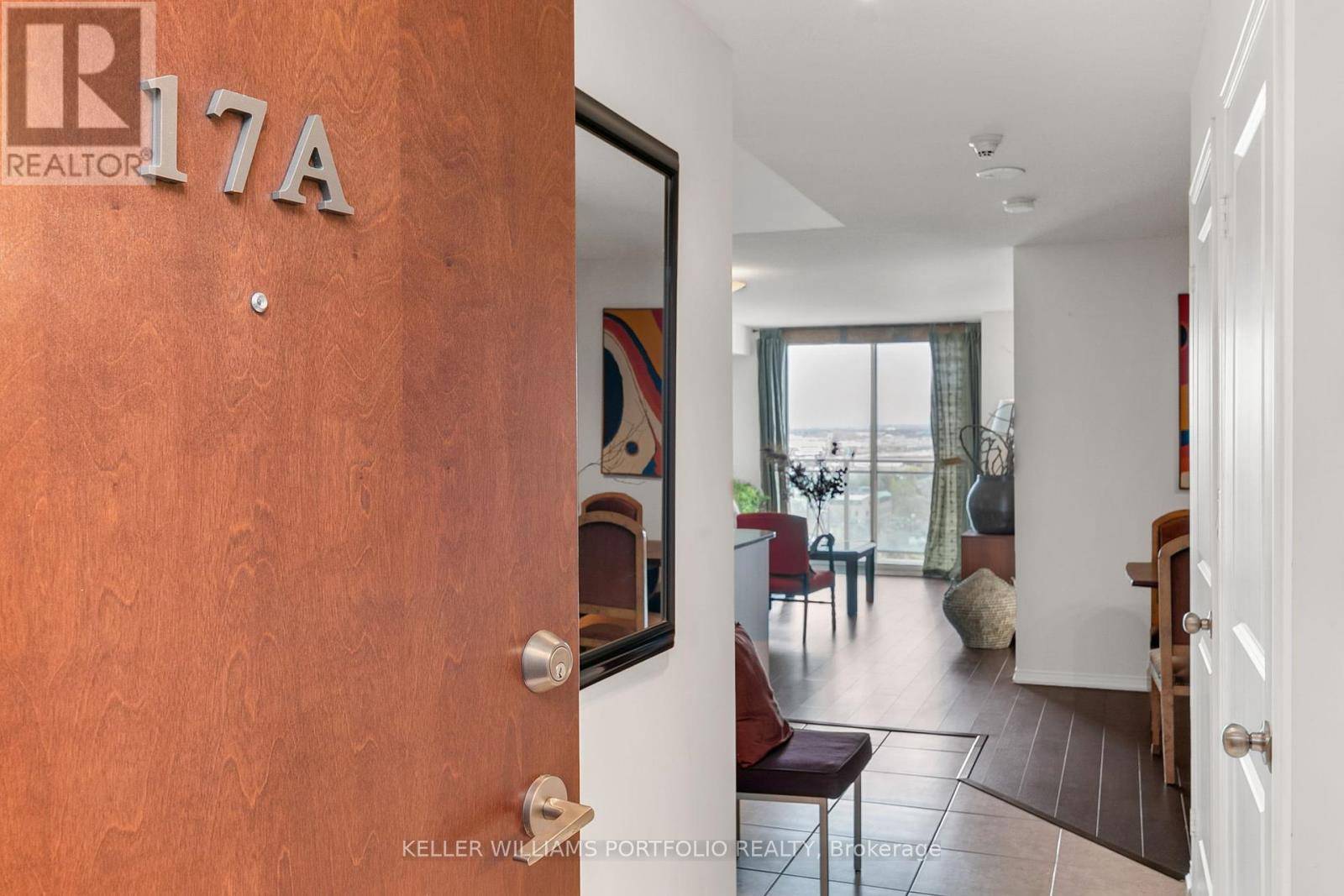 Toronto (malvern), ON M1B0A1,6 Rosebank DR #17A