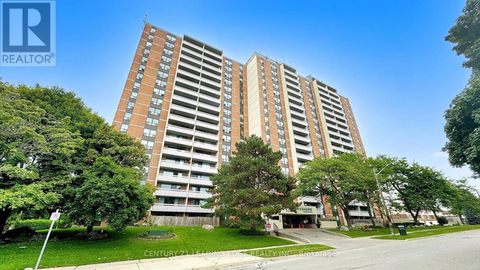 Pickering (bay Ridges), ON L1W2Z3,1210 Radom ST #910