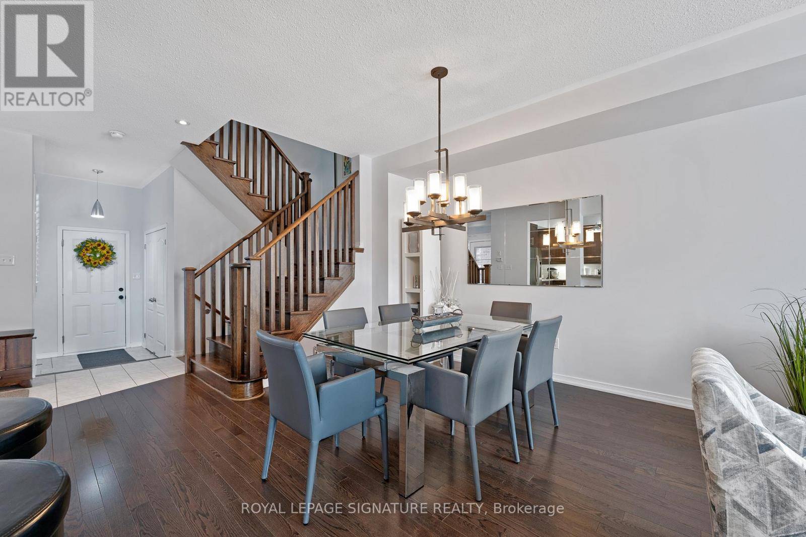 Clarington (newcastle), ON L1B0A1,322 LAKEBREEZE DRIVE