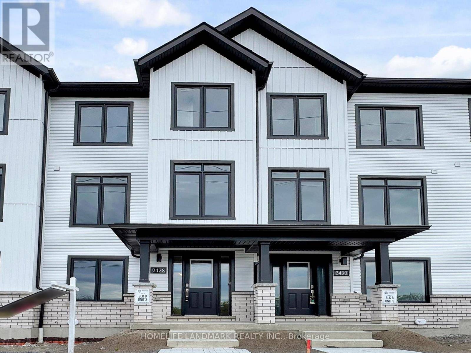 Oshawa (kedron), ON L1H8L7,2428 HARMONY ROAD N