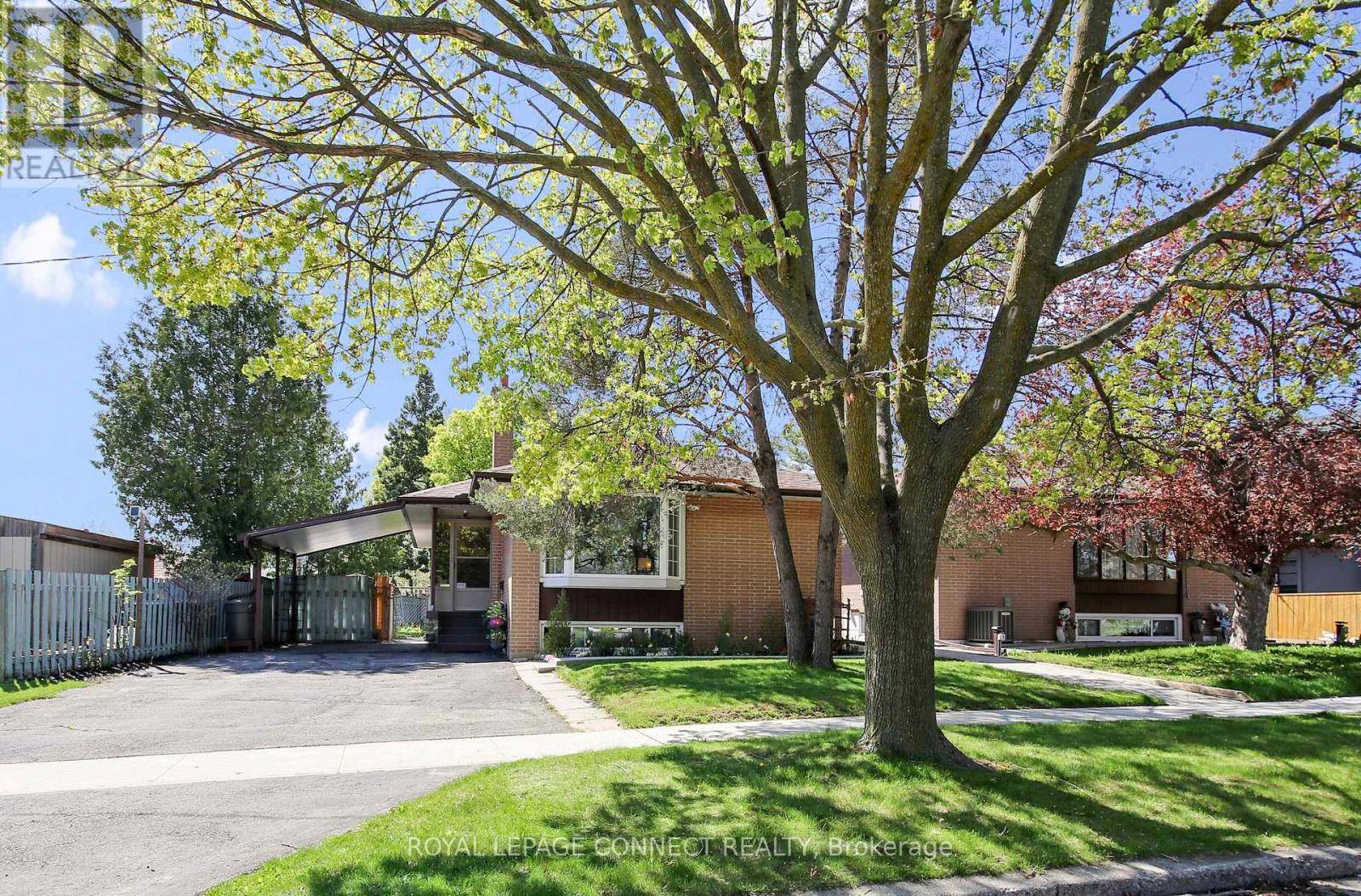 Toronto (woburn), ON M1G2M2,4 SUNDANCE CRESCENT