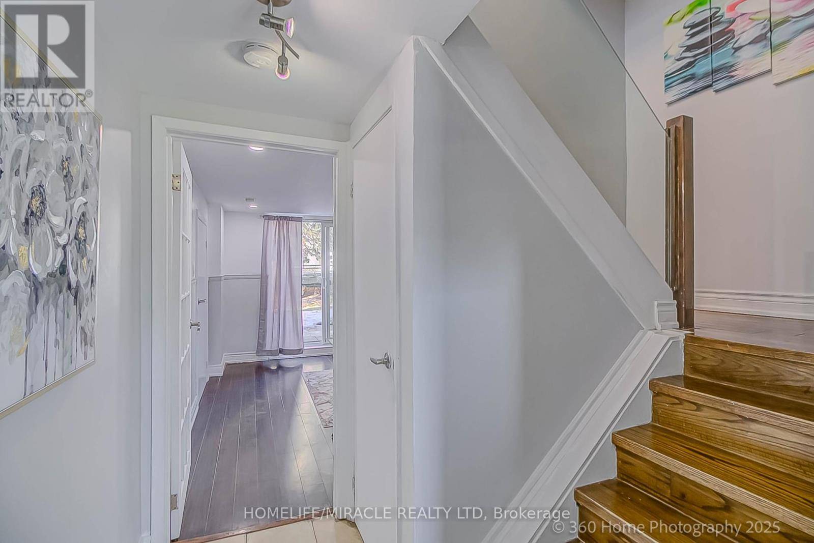 Toronto (malvern), ON M1B1K5,75 Blackwell AVE #8