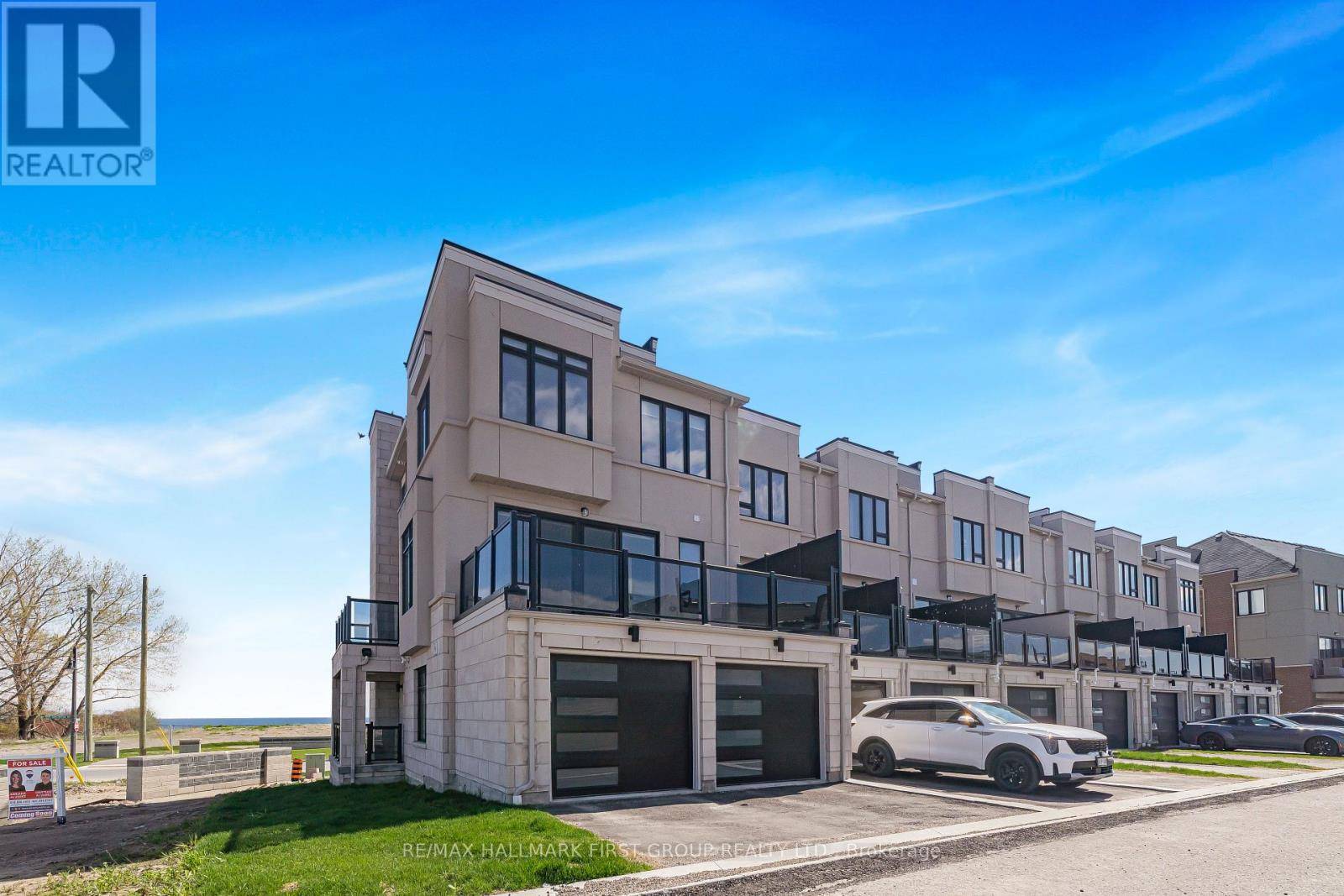 Clarington (bowmanville), ON L1C3K5,835 PORT DARLINGTON ROAD