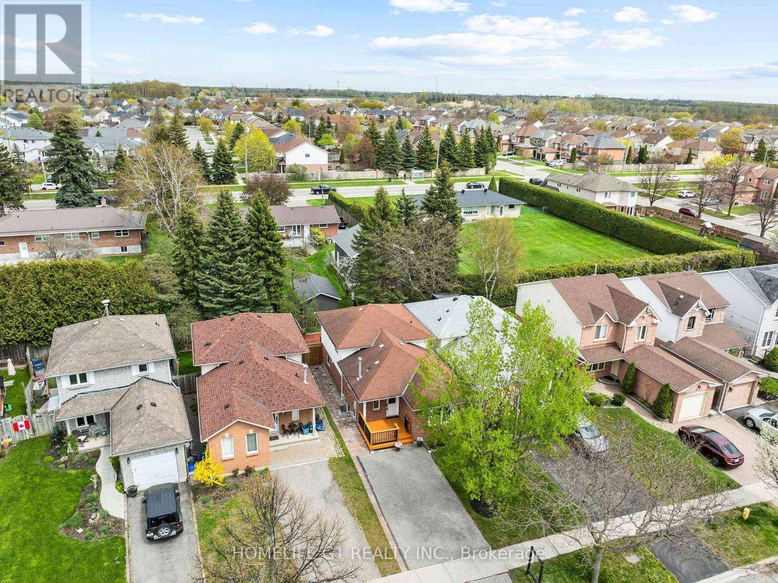 Clarington (courtice), ON L1E2G7,15 INGLIS AVENUE
