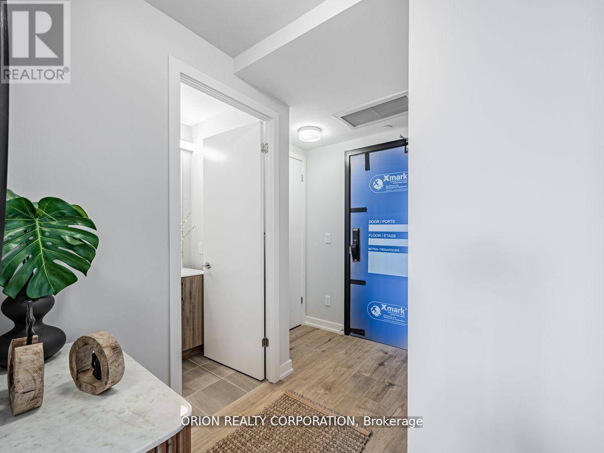 Whitby (downtown Whitby), ON L1N4K2,201 Brock ST South #214