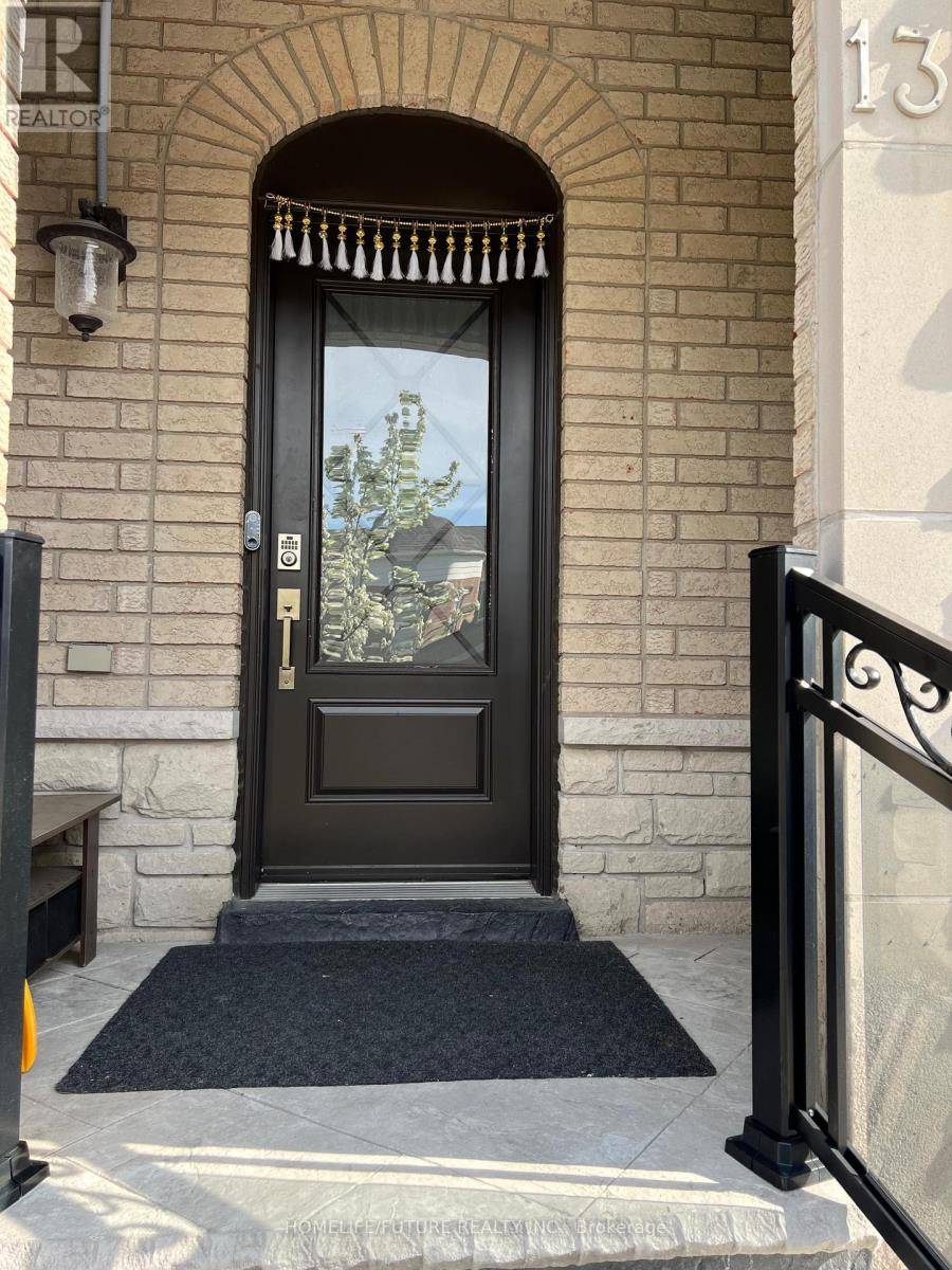Toronto (rouge), ON M1X2B2,13 QUIETBROOK CRESCENT