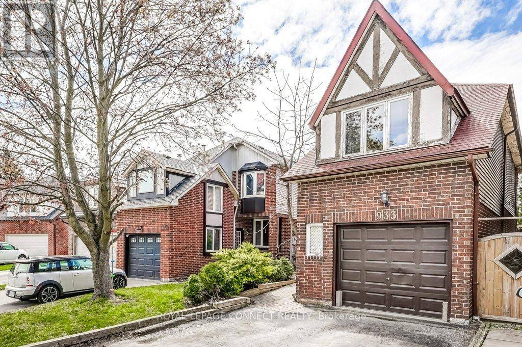 Pickering (liverpool), ON L1V5K8,933 REDBIRD CRESCENT