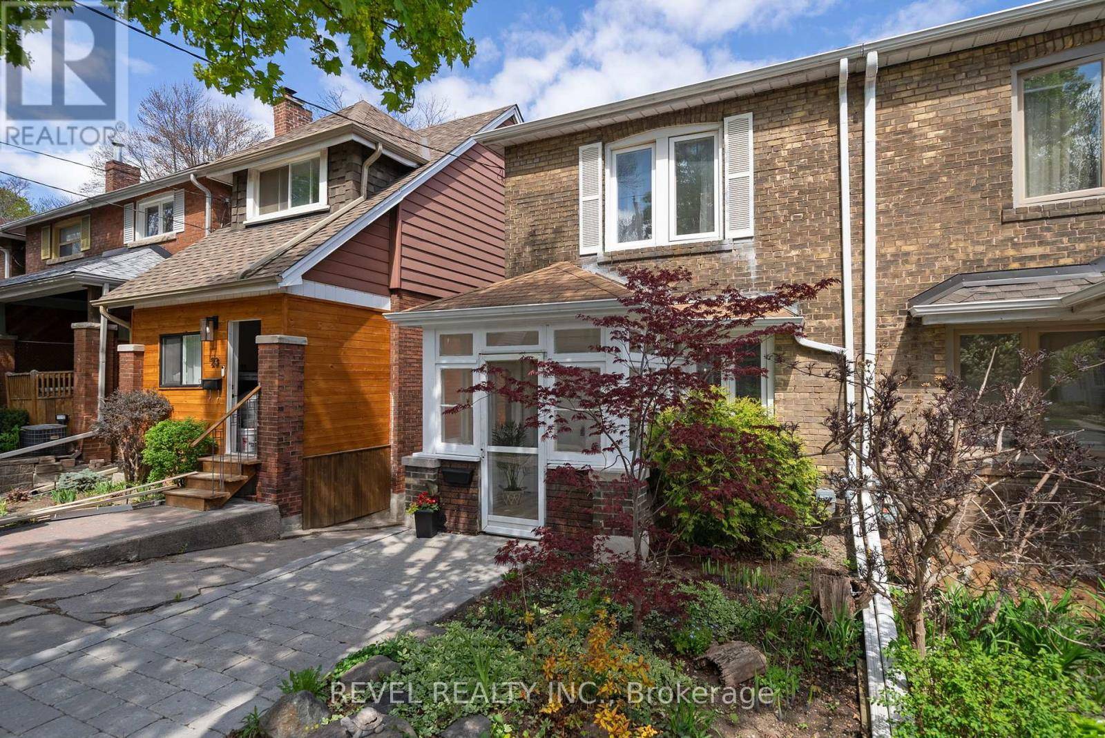 Toronto (woodbine Corridor), ON M4C3W3,21 ALDRIDGE AVENUE