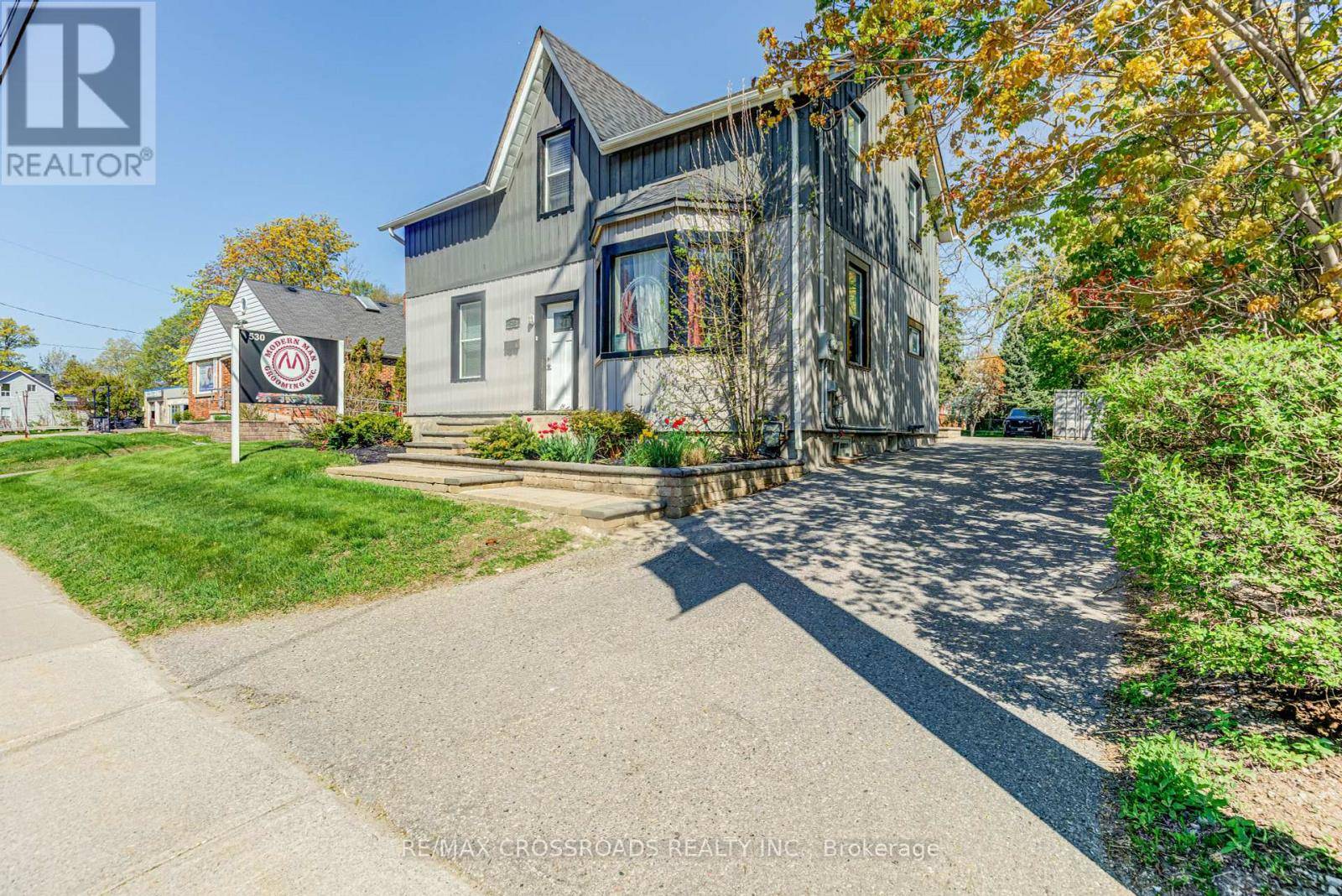 Ajax (central West), ON L1T3A3,530 KINGSTON ROAD W