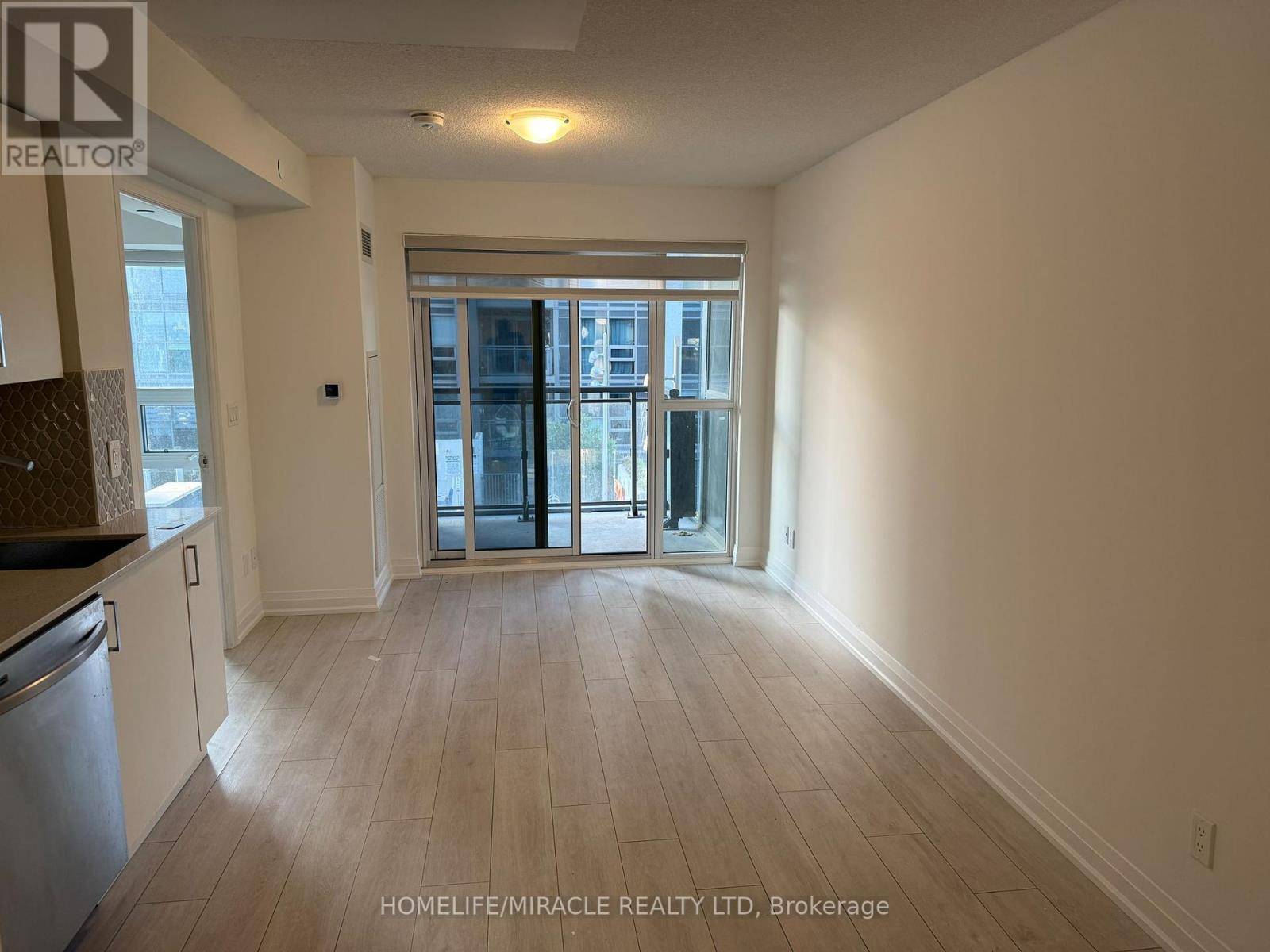 Toronto (woburn), ON M1H2Y5,20 Meadowglen PL #1110