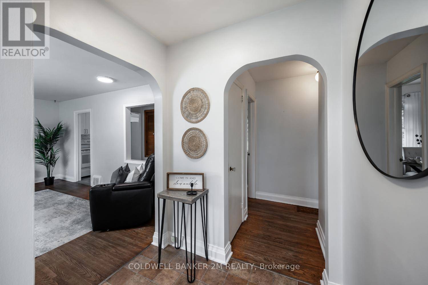 Oshawa (lakeview), ON L1H3Y7,61 KAWARTHA AVENUE
