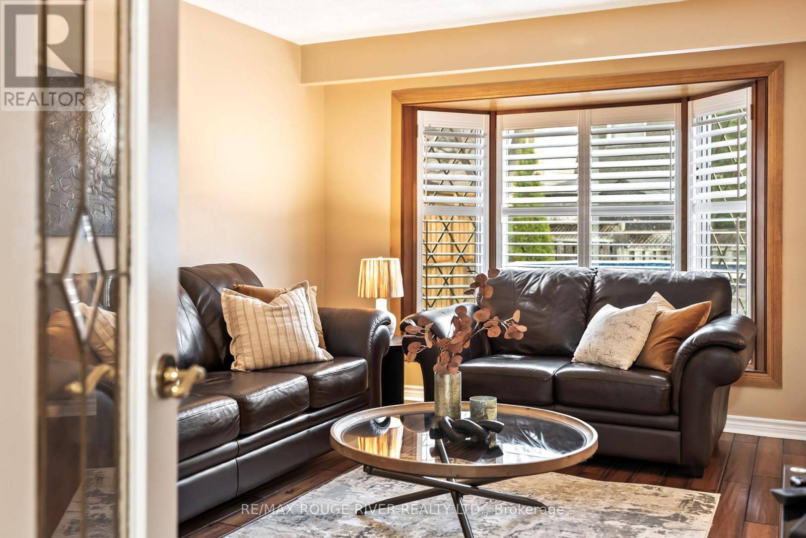Whitby (pringle Creek), ON L1N6E2,9 HARRISON COURT