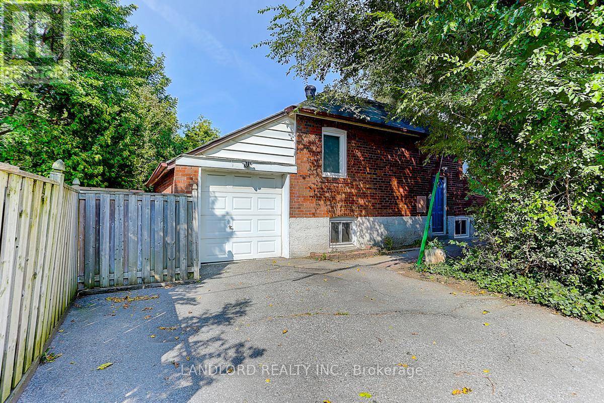 Toronto (broadview North), ON M4K2T2,1206 Broadview AVE #Lower