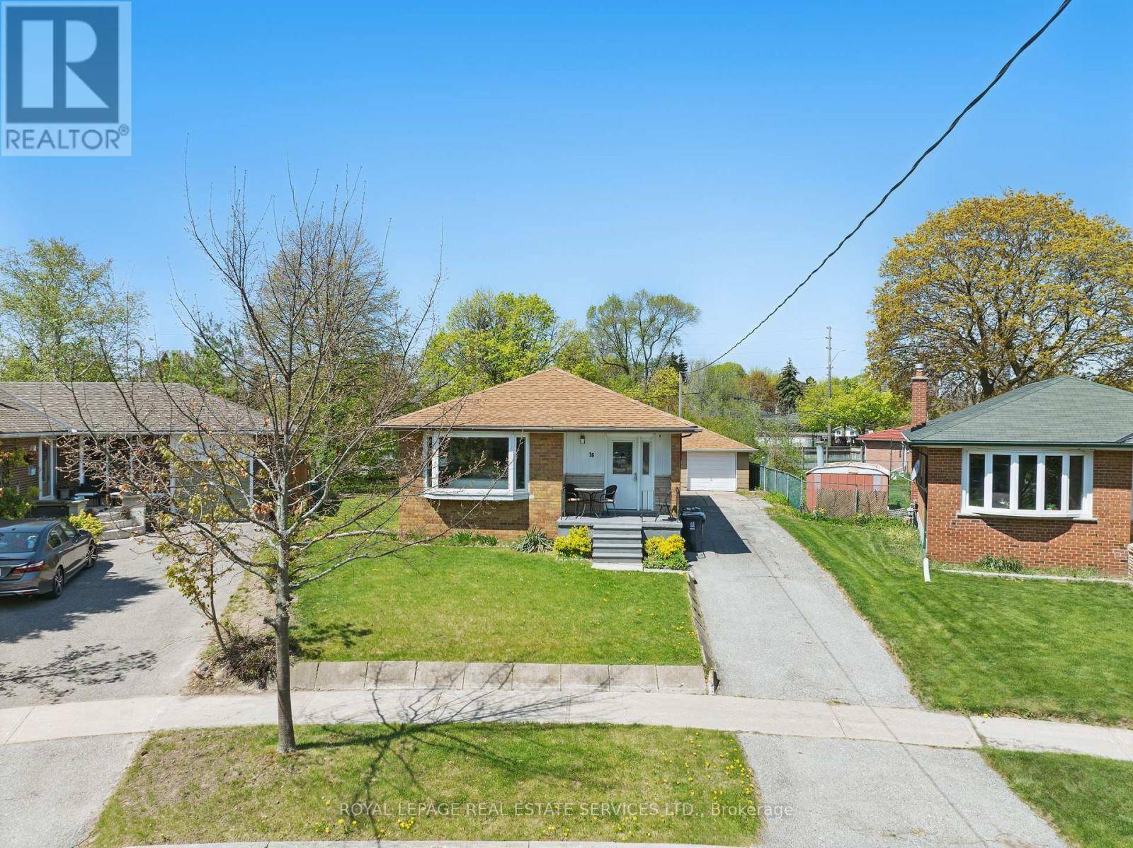 Toronto (woburn), ON M1H2P1,16 DENVER PLACE