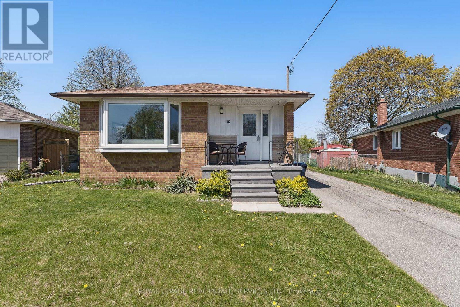 Toronto (woburn), ON M1H2P1,16 DENVER PLACE
