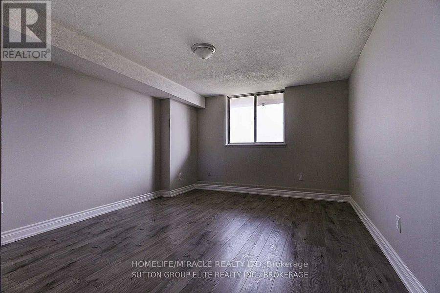 Toronto (malvern), ON M1B2P4,100 Wingarden CT #1206
