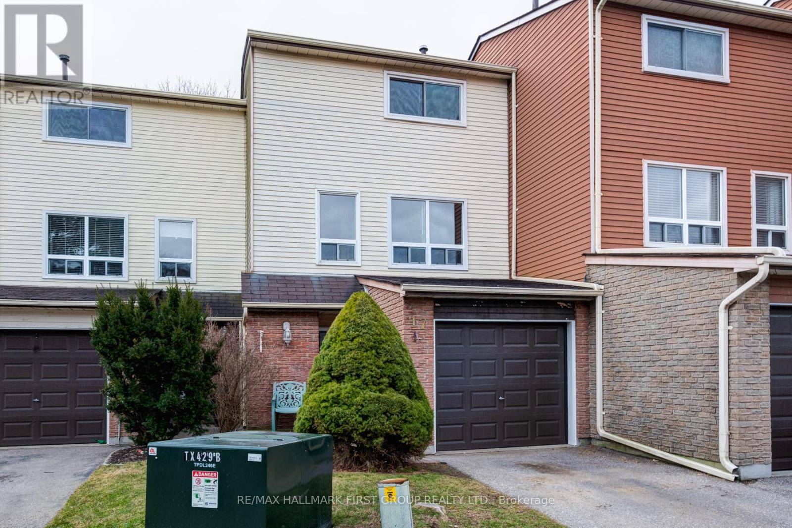 Clarington (bowmanville), ON L1C3N3,72 Martin RD #17