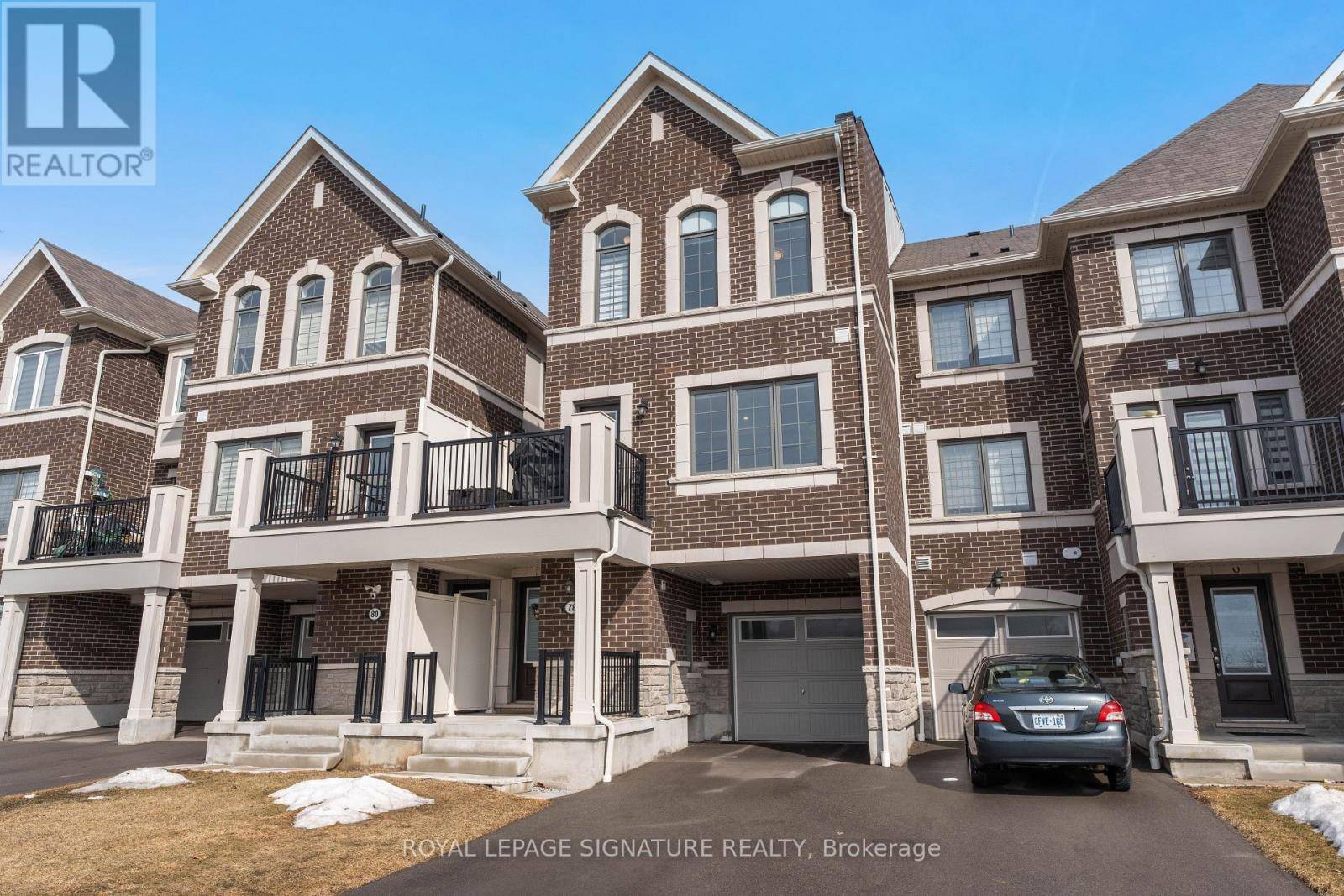 Whitby, ON L1P0M3,78 LOCKYER DRIVE