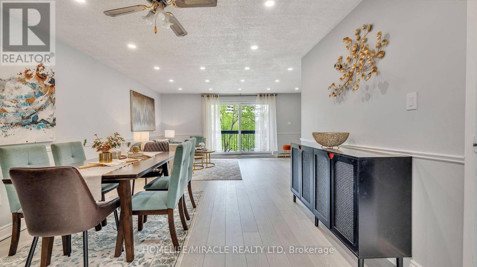 Toronto (scarborough Village), ON M1M3T7,91 Muir DR #54