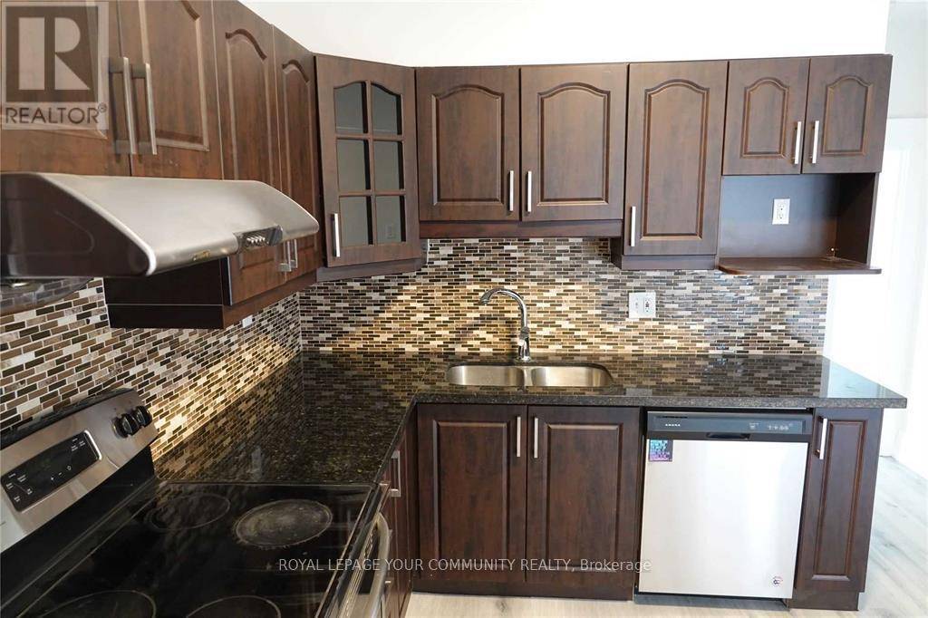 Toronto (greenwood-coxwell), ON M4L1C2,69 LAING STREET