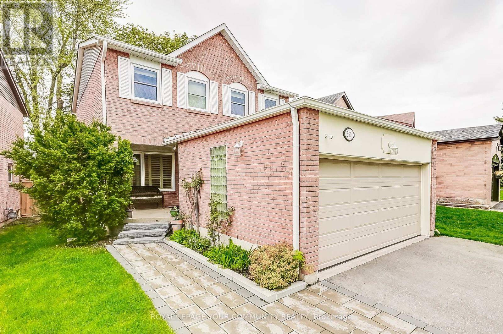 Pickering (amberlea), ON L1V3X8,660 FOXWOOD TRAIL