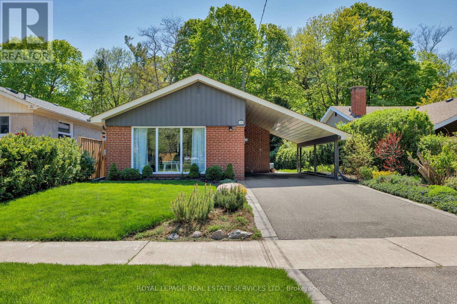 Toronto (morningside), ON M1G3J4,19 BOW VALLEY DRIVE