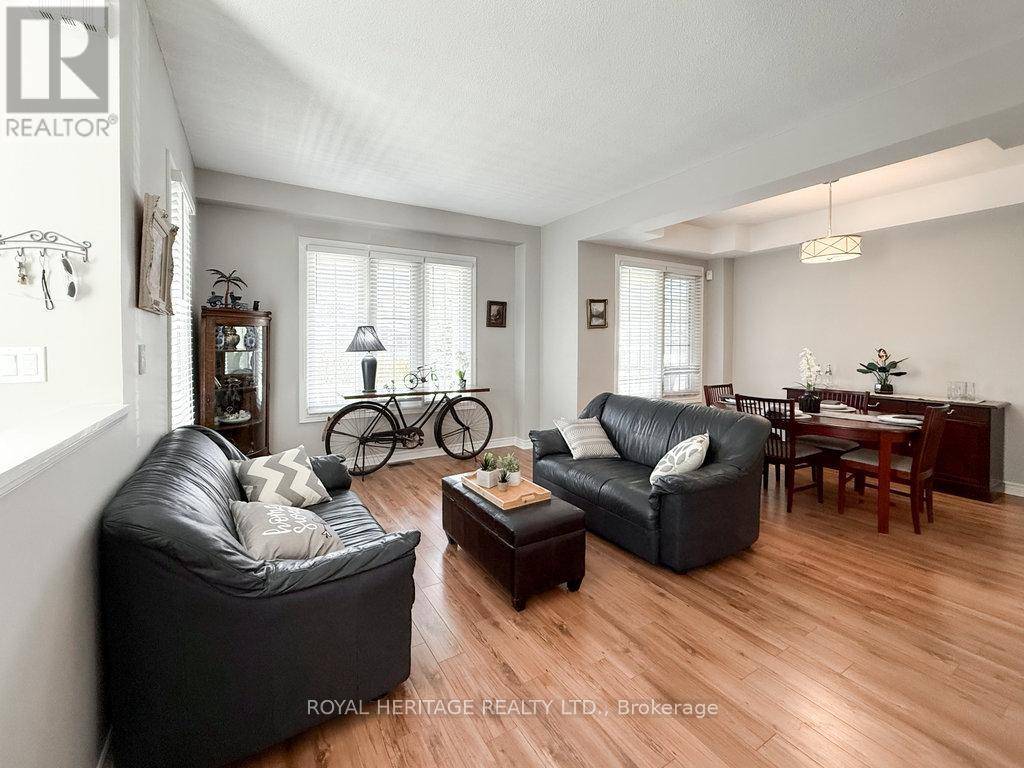 Whitby (rolling Acres), ON L1R2N8,8 BEDELL CRESCENT