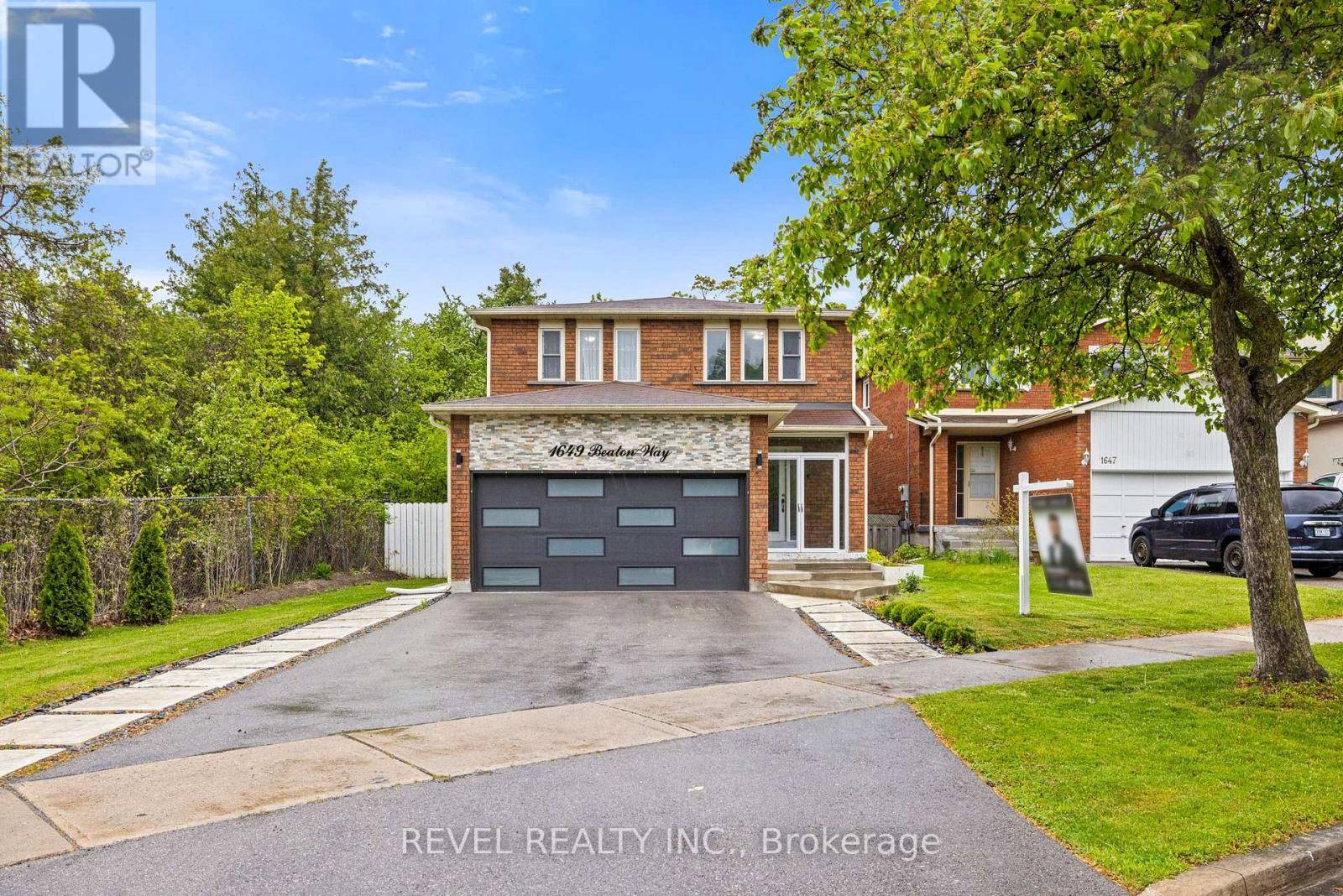 Pickering (brock Ridge), ON L1X1X7,1649 BEATON WAY