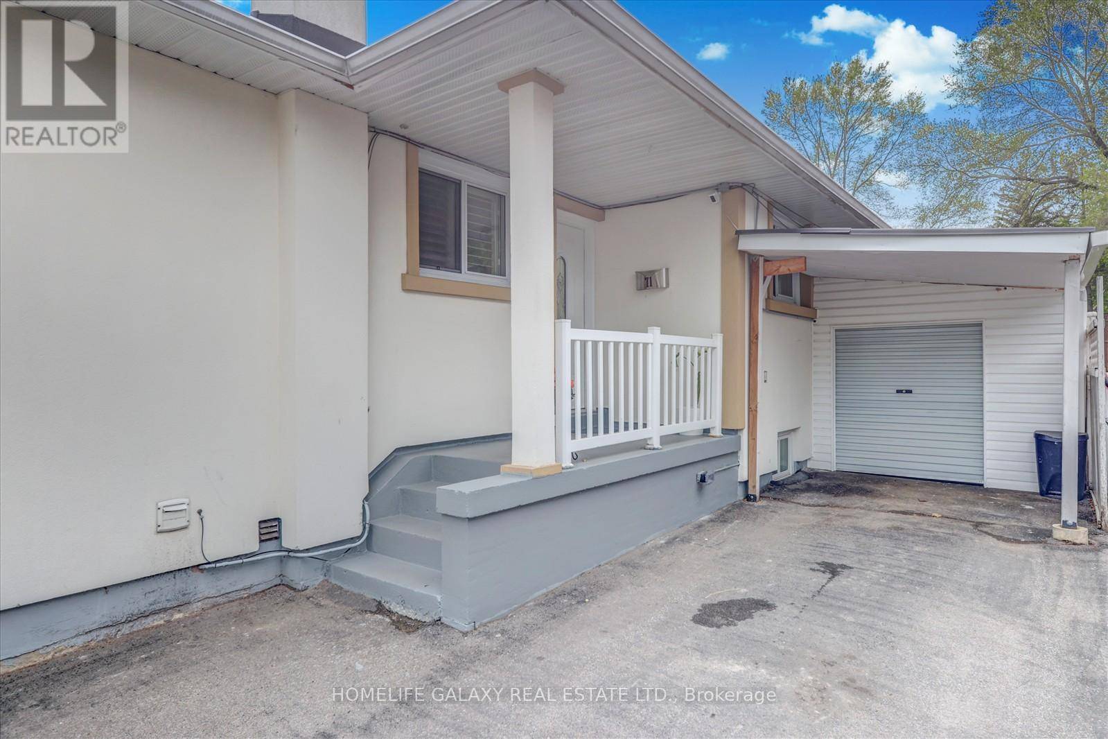 Toronto (woburn), ON M1G2M1,71 SUNDANCE CRESCENT E