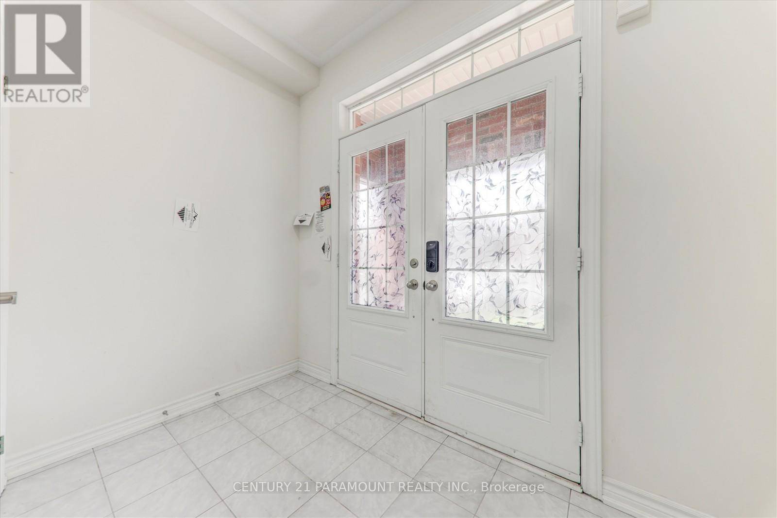 Oshawa (eastdale), ON L1K3E7,225 FLEETWOOD DRIVE