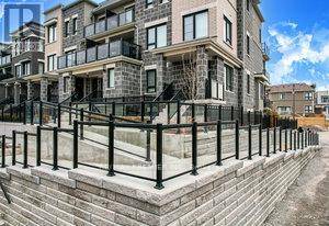 Clarington (bowmanville), ON L1C7G2,30A Lookout DR #A
