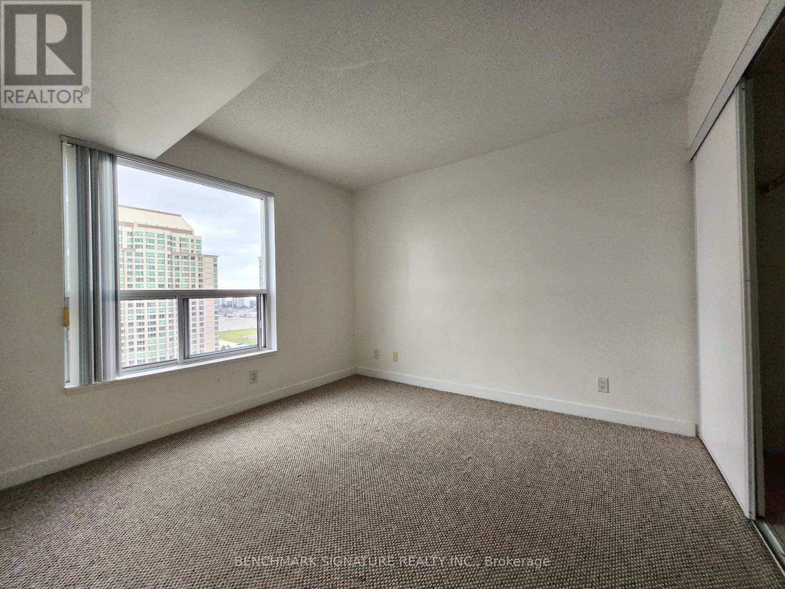 Toronto (woburn), ON M1H3J1,36 Lee Centre DR #1705