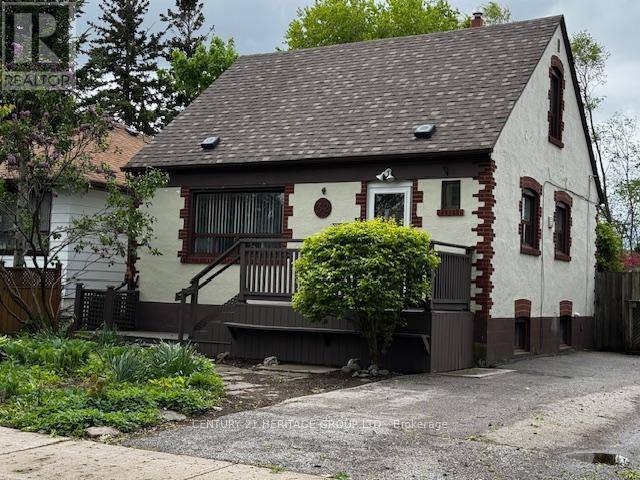 Toronto (clairlea-birchmount), ON M1K1Y8,32 MARSH ROAD