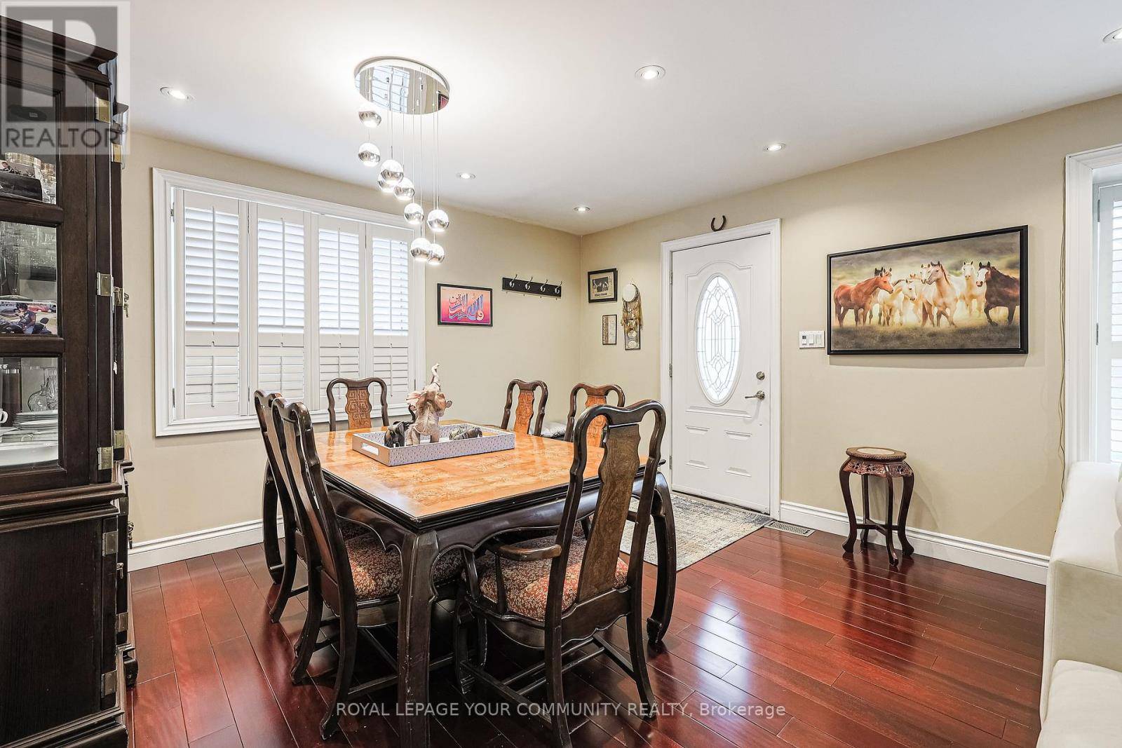 Toronto (wexford-maryvale), ON M1R2W1,52 PRINCEWAY DRIVE